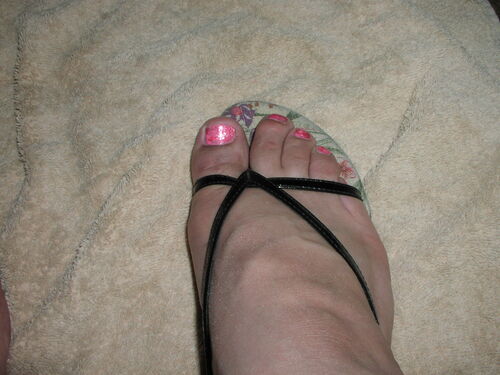 Lovely sandals with my pink nails