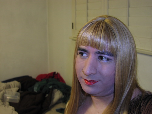 Cute tranny for you