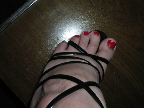 Black heels with red toes